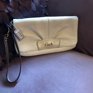 Coach Purse- White Leather Clutch Wristlet- New
